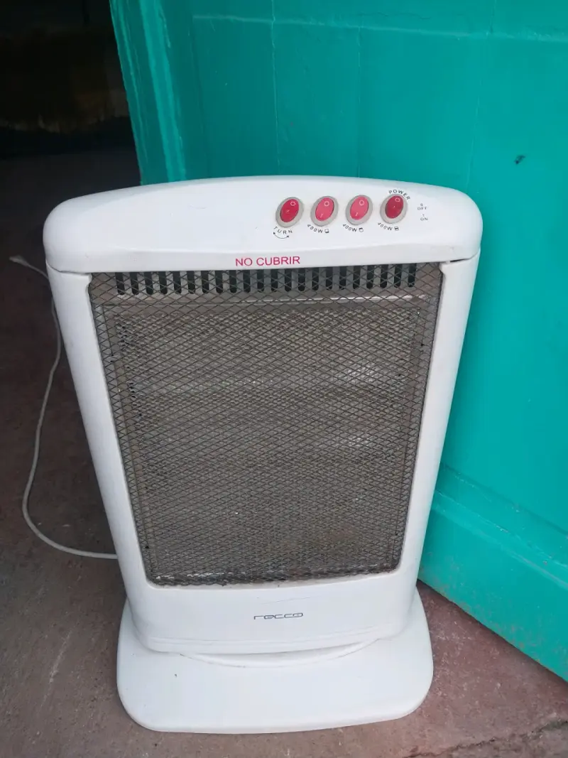 Calefactor eléctrico Recco blanco compacto