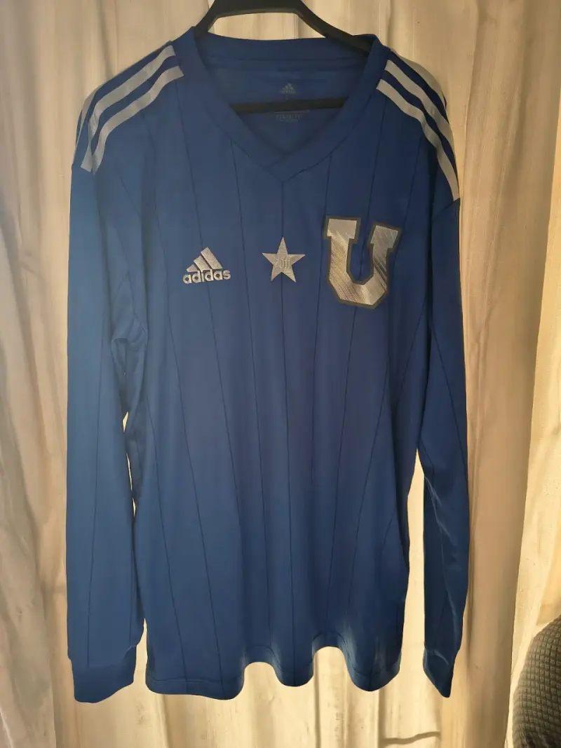 Camiseta Adidas Universidad de Chile 2011 - 1
