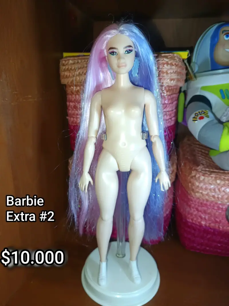 Muñeca Barbie Extra con cabello multicolor - 1