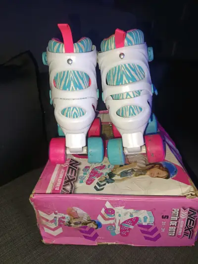 Patines ajustables para niña Next - miniatura 3
