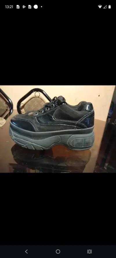 Zapatillas negras de plataforma para mujer - miniatura 3