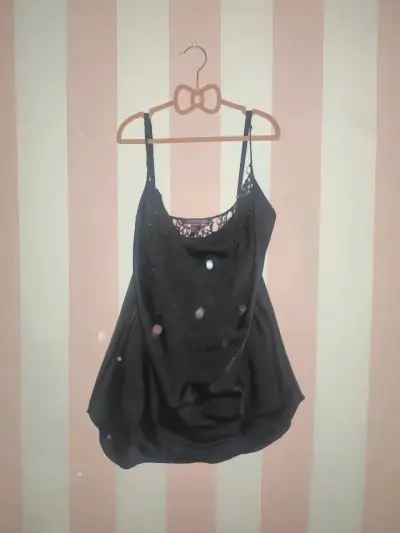 Vestido negro de encaje Victoria's Secret - miniatura 2