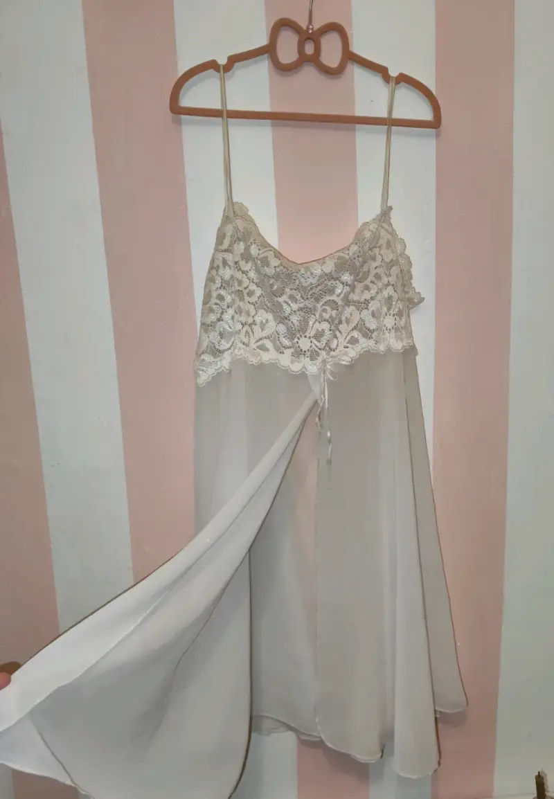 Vestido de encaje blanco para mujer - 2