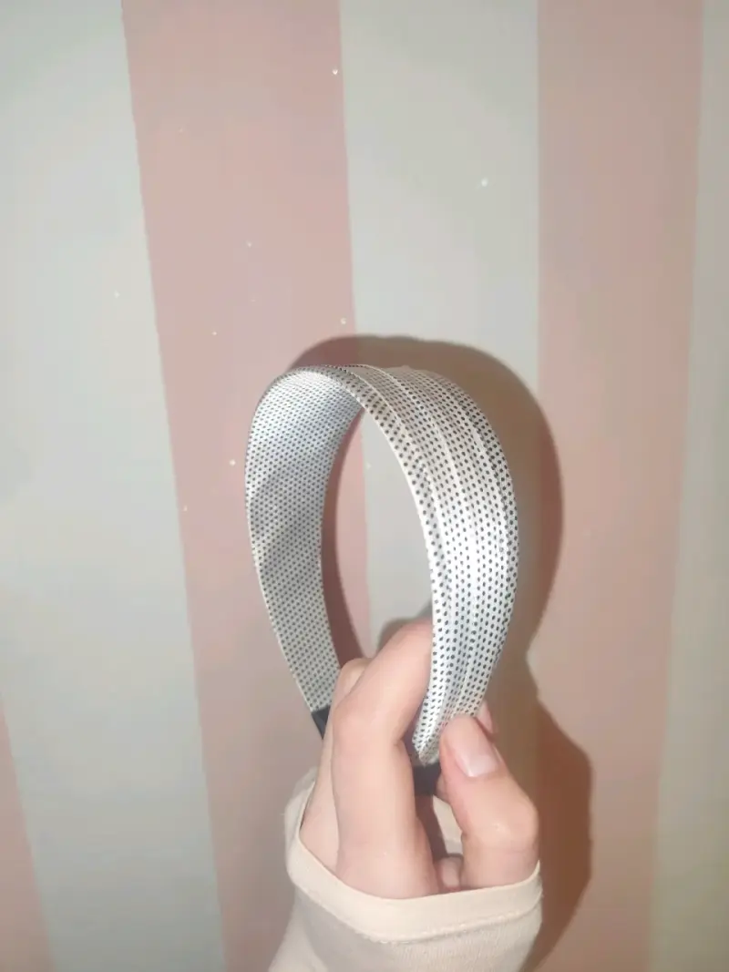 Diadema de Tela con Diseño de Lunares - 2