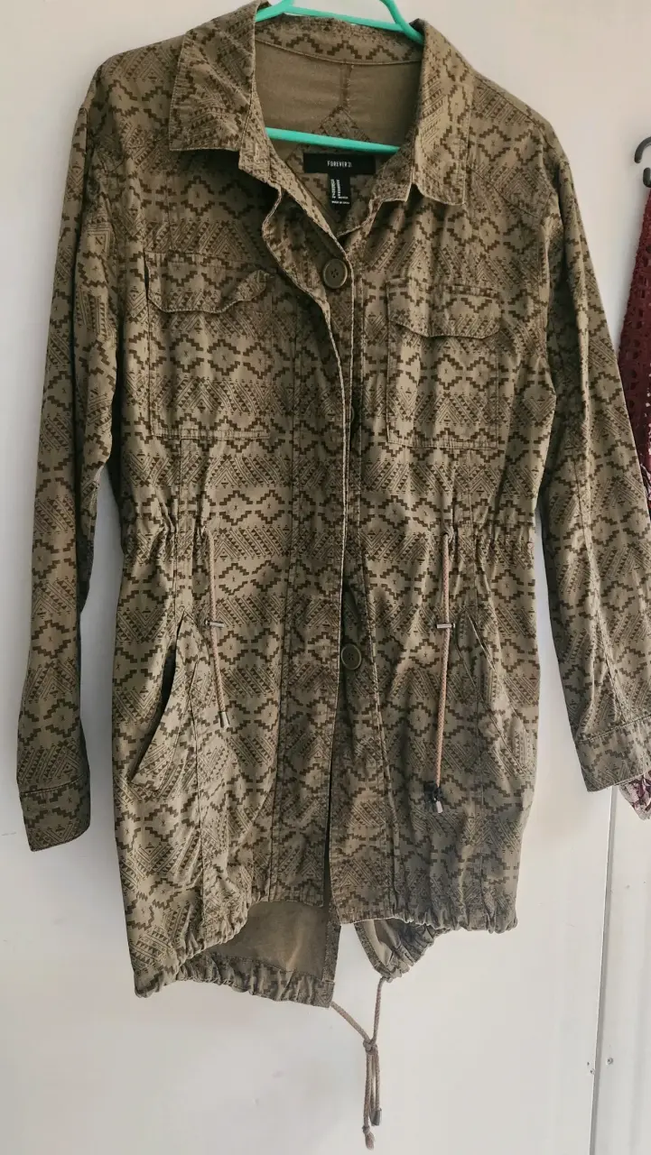 Chaqueta casual estampada Forever 21 talla M - 4
