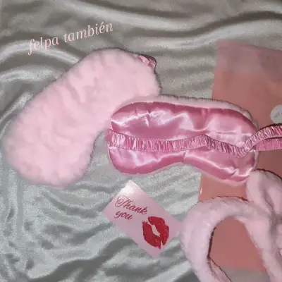 Set de antifaz y cintillo de felpa rosa - miniatura 2