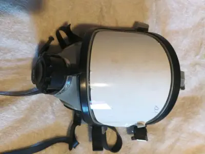 Máscara de protección respiratoria con visor amplio - miniatura 1