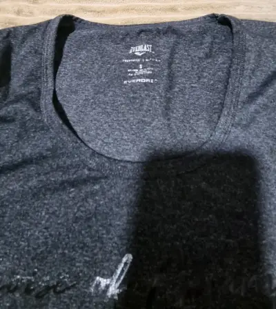 Polera deportiva gris Everlast para mujer - miniatura 2