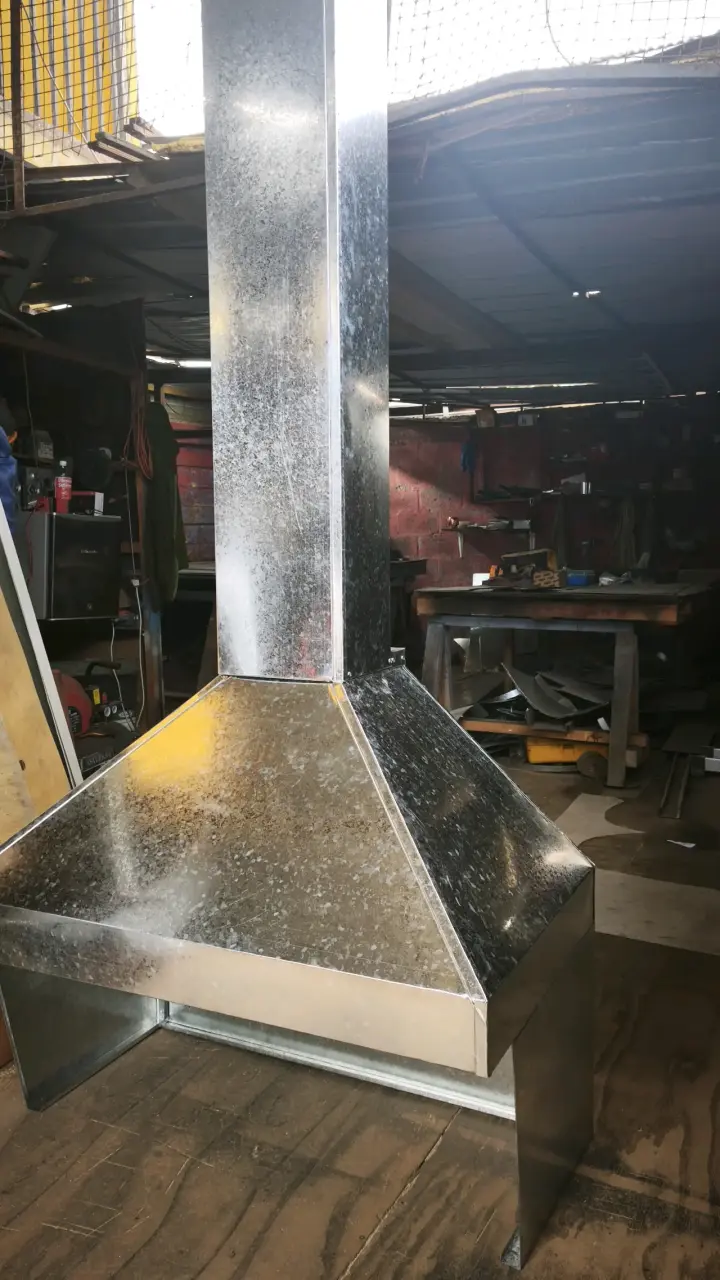 Campana Extractora quincho de Acero Galvanizado - 1