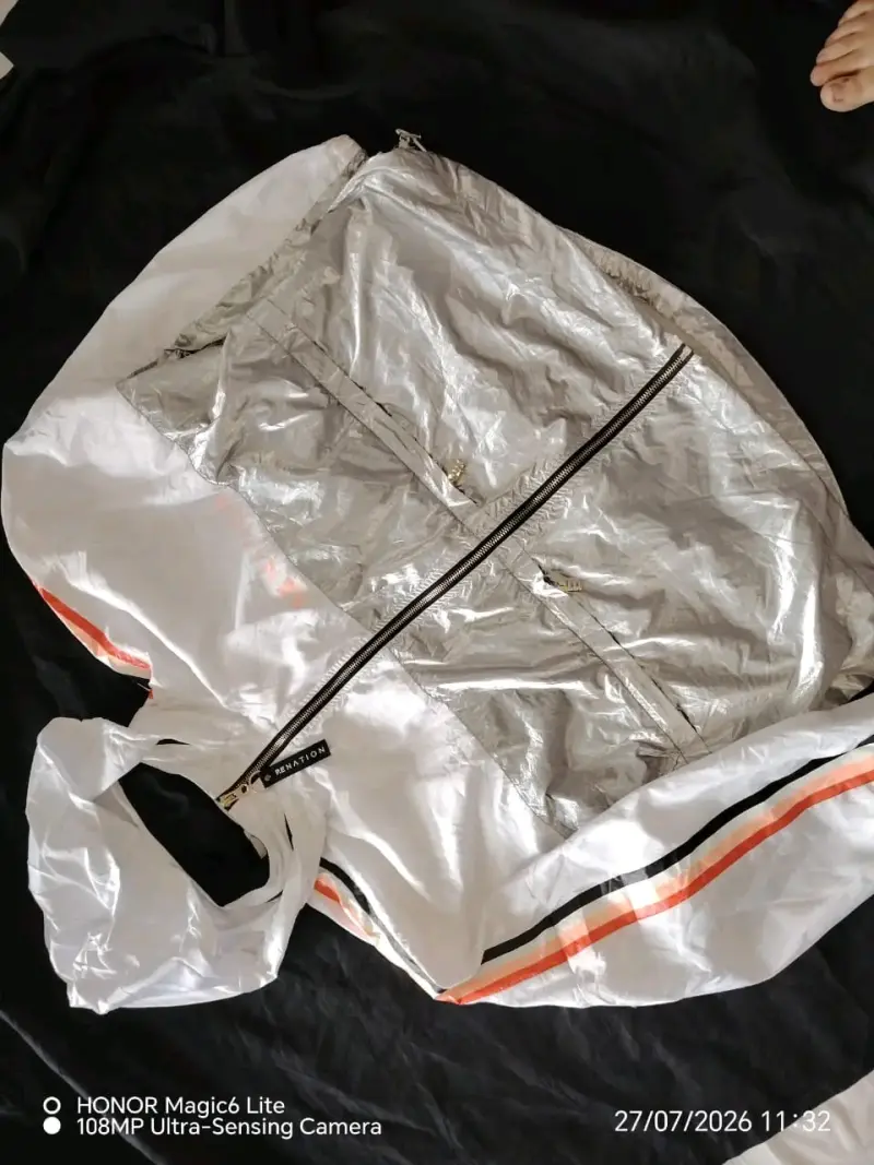 Chaqueta cortaviento plateada PE Nation - 3