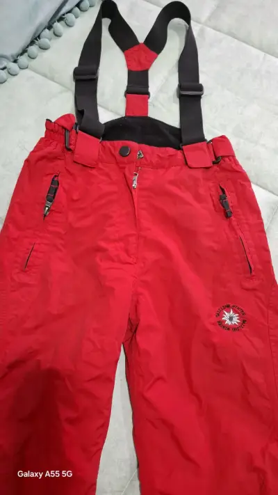 Pantalones de nieve rojos para niños talla 8-10 - miniatura 3