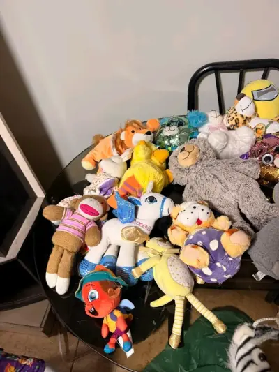 Lote de peluches variados para niños - miniatura 5