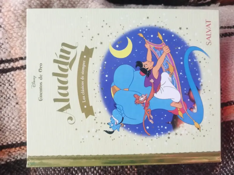 Libro Corto Aladdín Cuentos de Oro Disney Salvat - 1