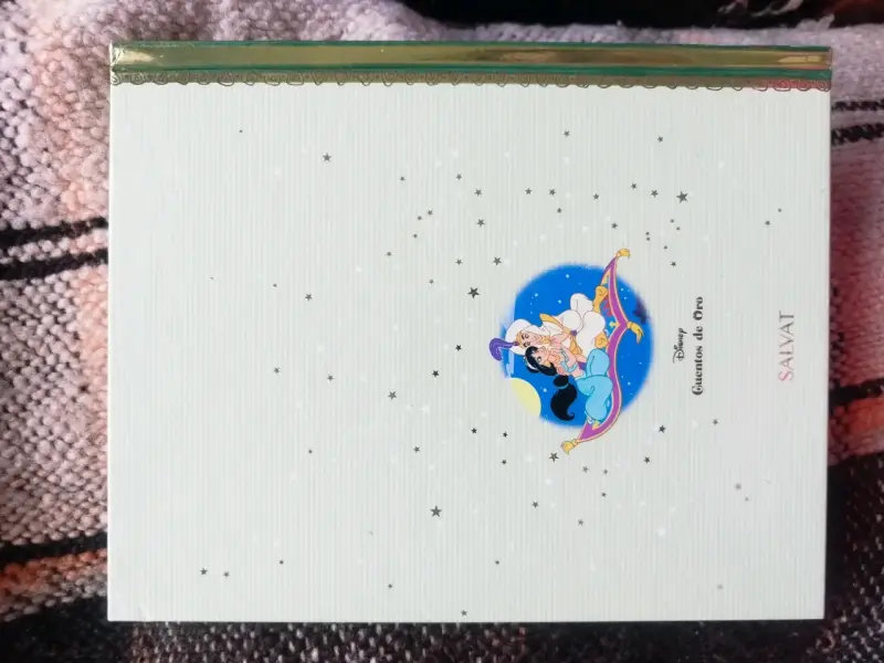 Libro Corto Aladdín Cuentos de Oro Disney Salvat - 2