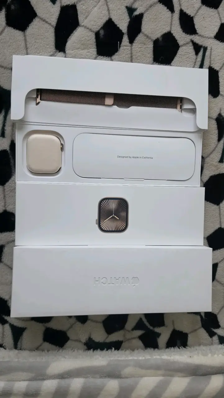 Apple watch series 10 titanium 46mm. - 1