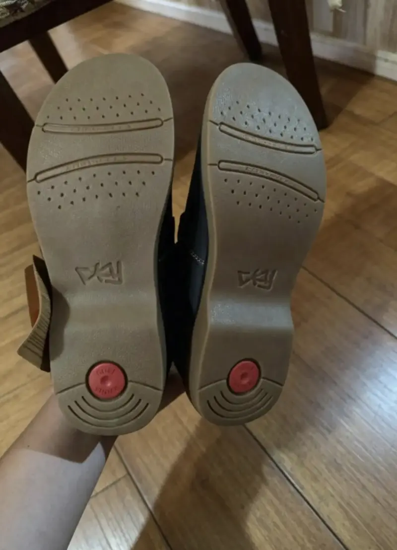 Zapatos escolares negros con hebillas para niños - 3