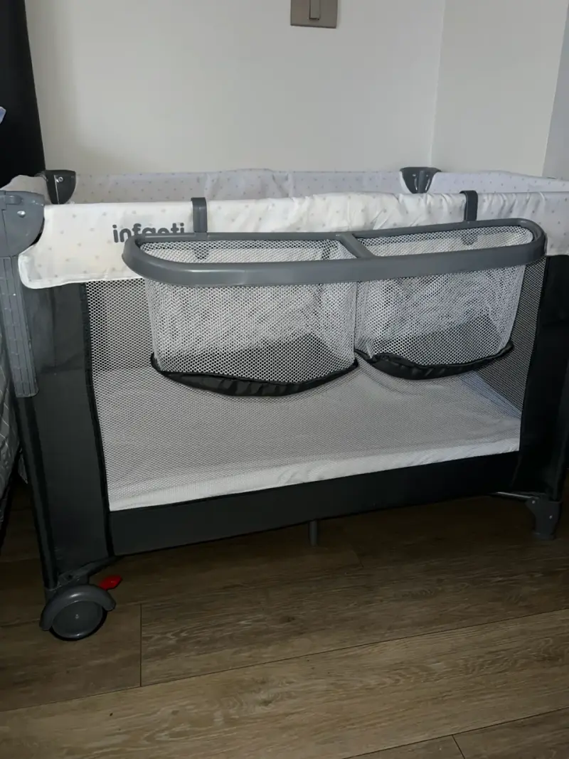 Cuna corral Infanti plegable con ruedas - 2