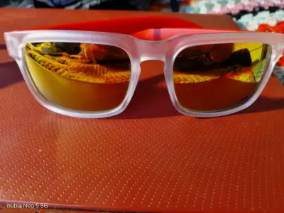 Gafas de Sol Deportivas con Lentes Espejados - miniatura 1