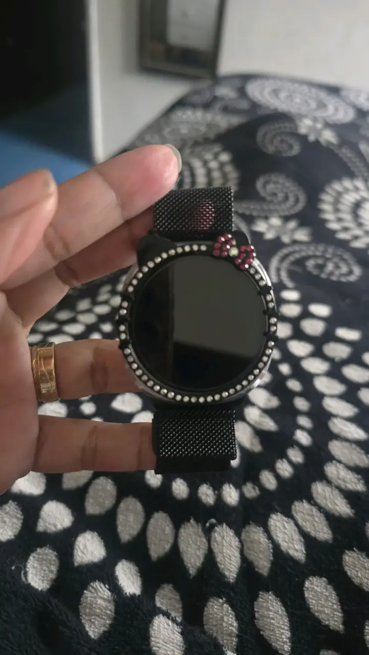 Samsung Galaxy Watch 8 con correas intercambiables - 2