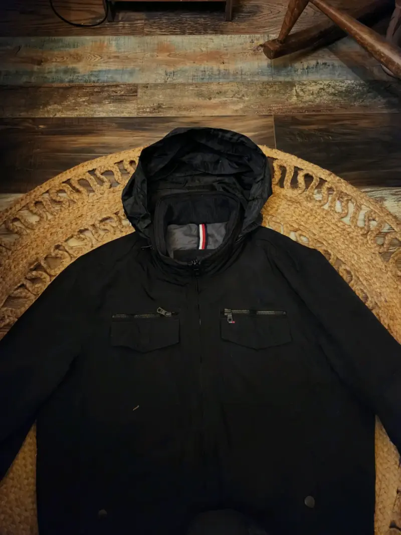 Chaqueta negra Tommy Hilfiger - 3