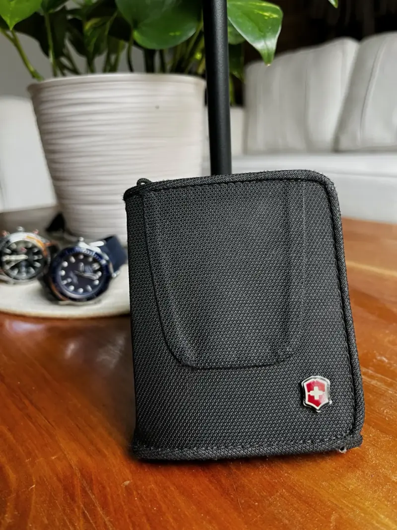 Billetera VICTORINOX