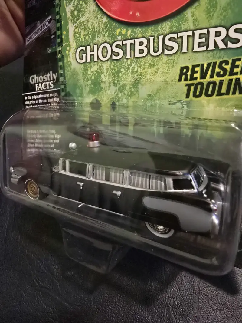 Auto juguete  Ghostbusters Johnny Lightning 1:64 - 6