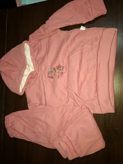 Conjunto calentito con chiporro niña - miniatura 1