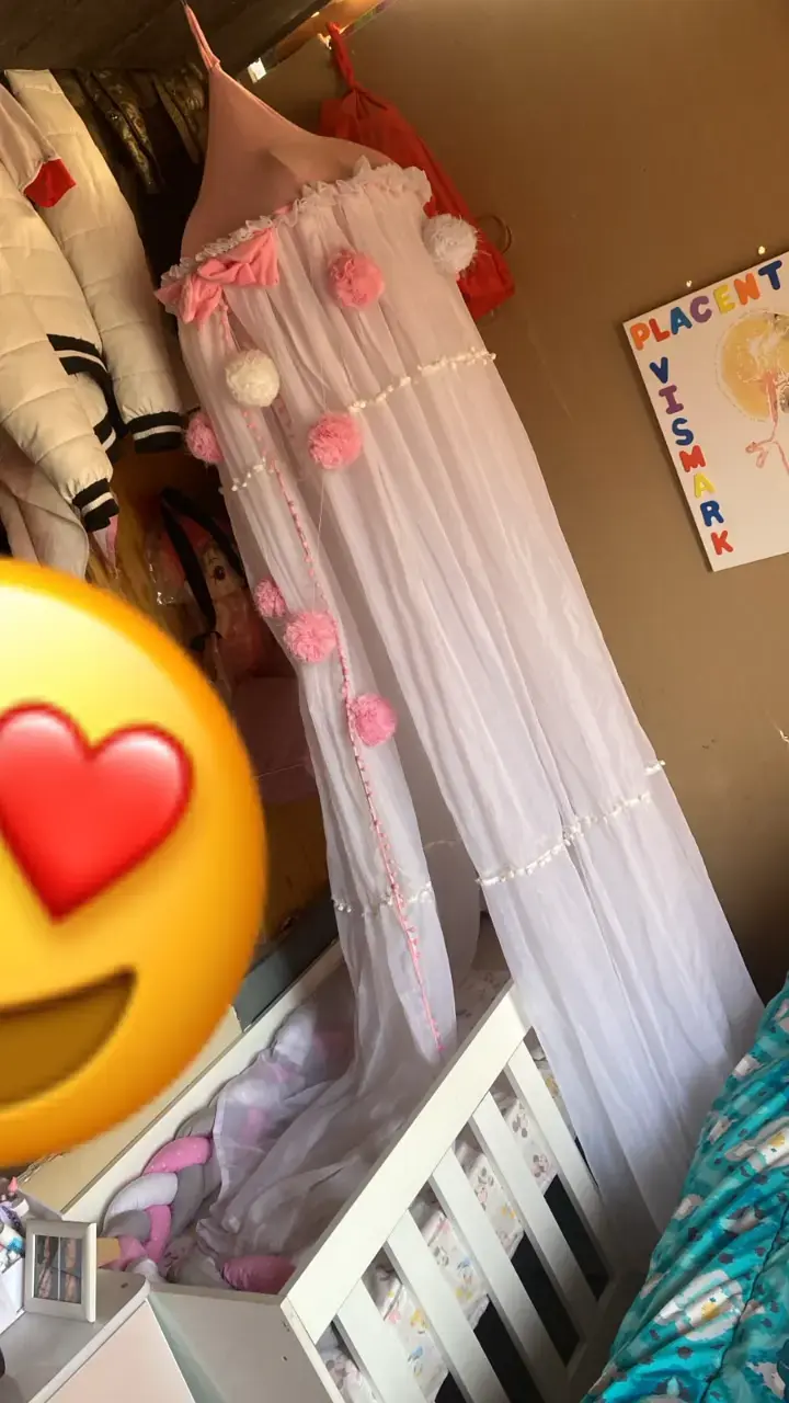 Toldo decorativo para cuna de bebé
