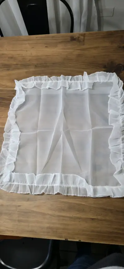 Pañuelo con blonda blanco para fiestas patrias - miniatura 2