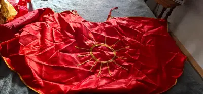 Traje Diablada/Torana Rojo y dorado para mujer - miniatura 1
