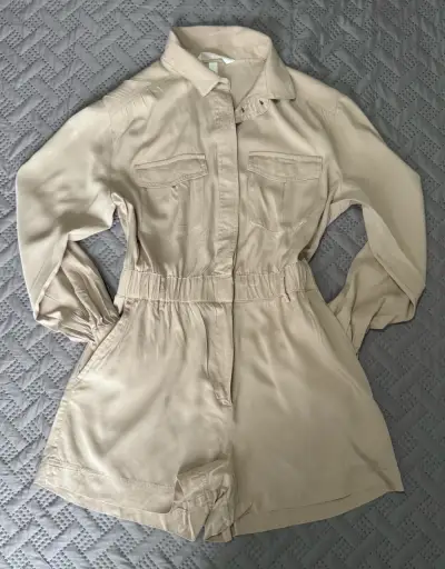 Enterito corto beige para mujer - miniatura 1