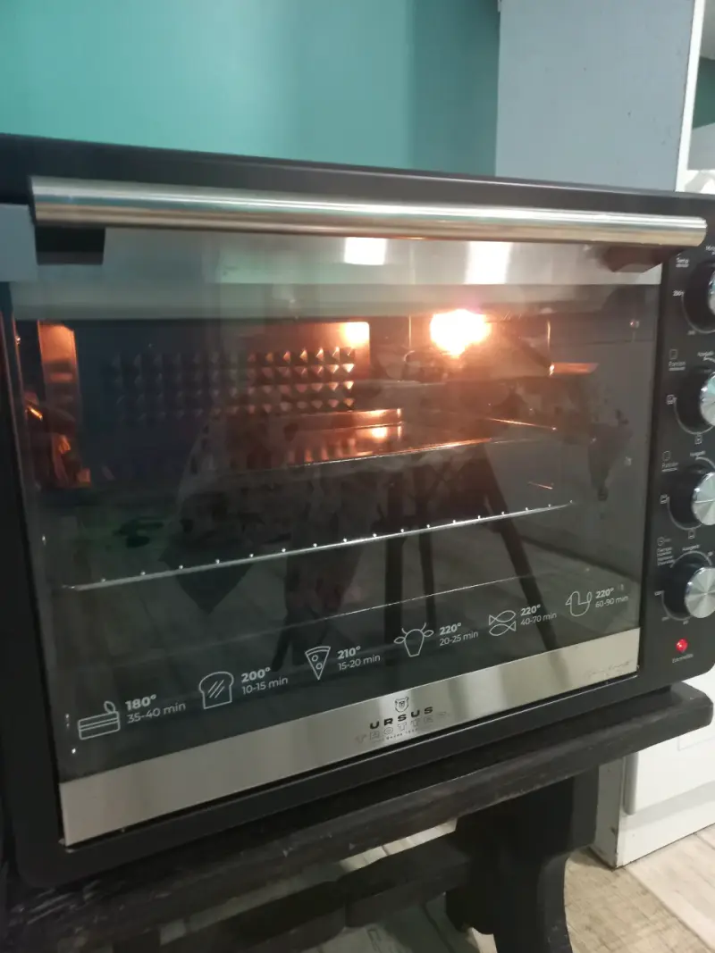 Horno eléctrico con Convector. - 3
