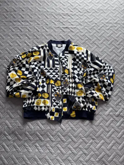 Chaqueta bomber estampada geométrica y conchas - miniatura 1