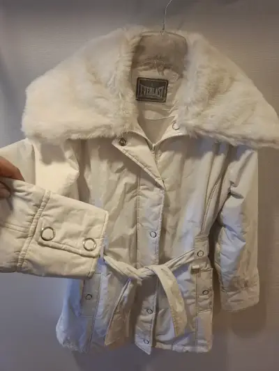 Parka Everlast blanca con cuello de piel - miniatura 3