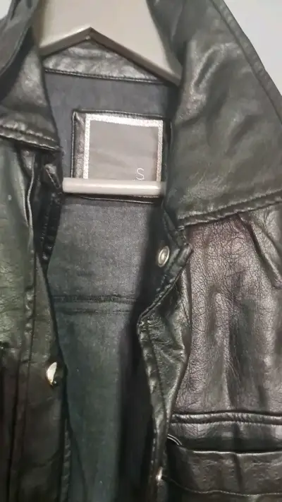 Chaqueta de cuero negra para hombre talla S - miniatura 2