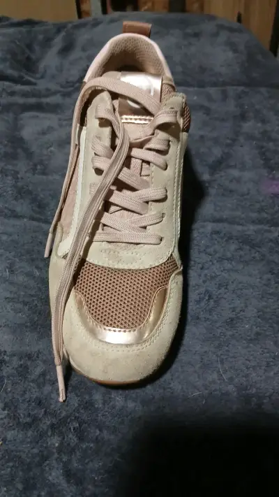 Zapatillas deportivas Michael Kors doradas - miniatura 1