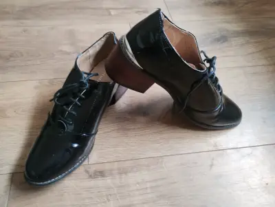 Zapatos de charol negros Basement talla 38 - miniatura 5
