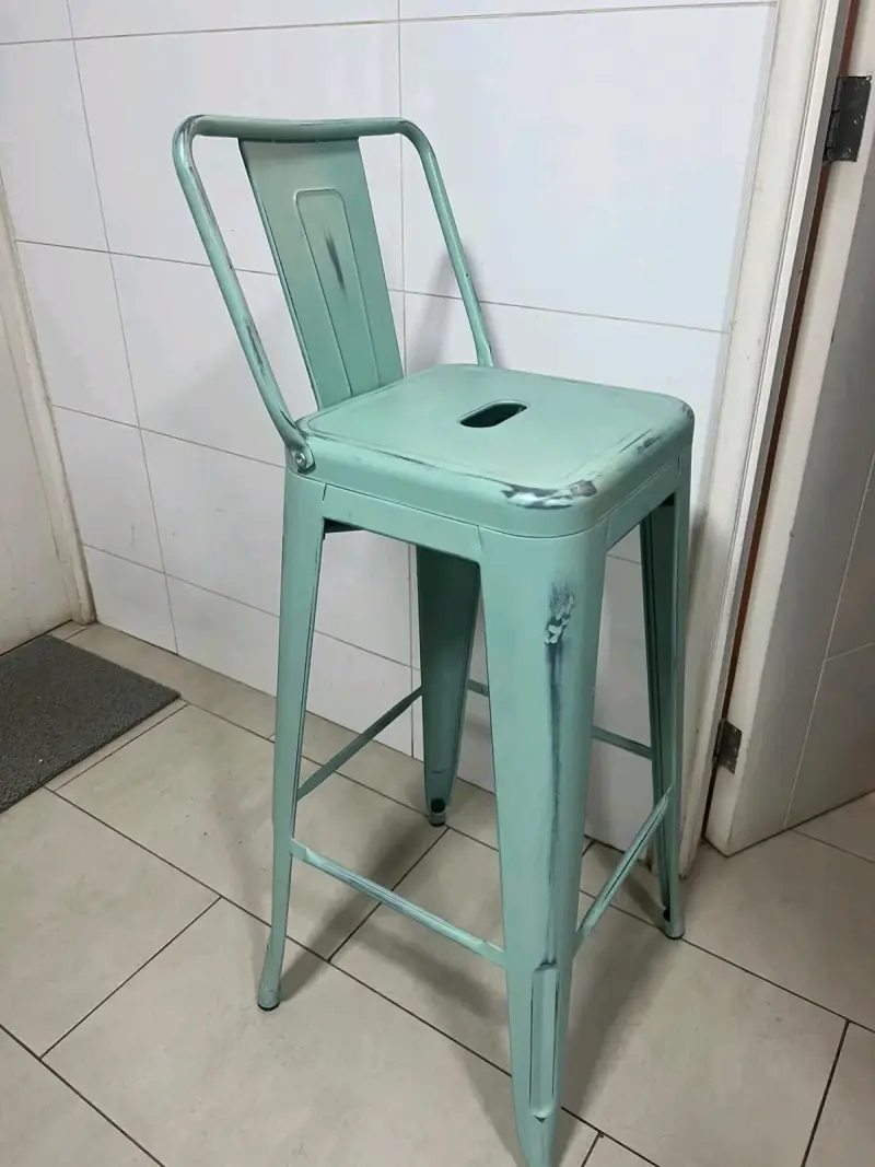 Silla alta metálica verde menta estilo industrial - 1