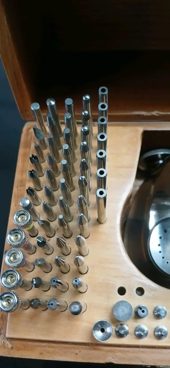 Set de herramientas de grabado en caja de madera - 3