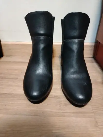 Botines de cuero elegantes - miniatura 2
