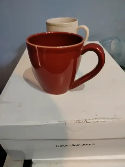 Set de tazas de cerámica en colores variados - miniatura 4