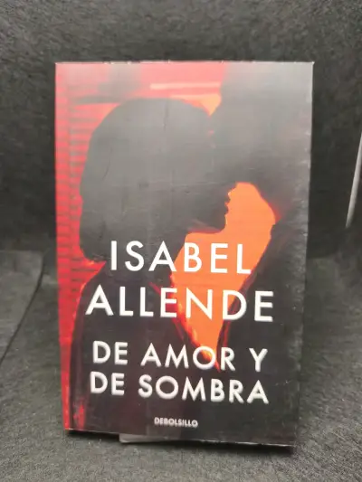 Libro 'De Amor y De Sombra' de Isabel Allende - miniatura 1