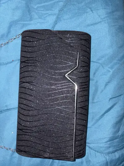Cartera de Fiesta Negra con Cadena - miniatura 2