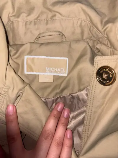 Abrigo beige con capucha Michael Kors - miniatura 2
