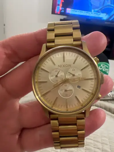Reloj dorado Nixon con cronógrafo Sentry - miniatura 1