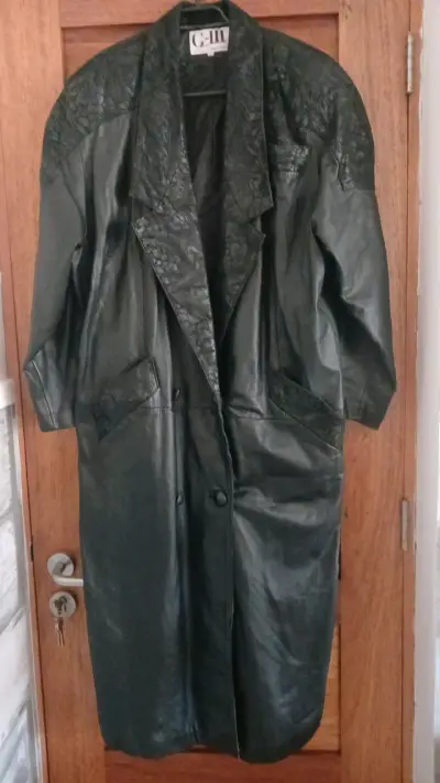 Chaqueta de cuero negra para hombre - miniatura 2