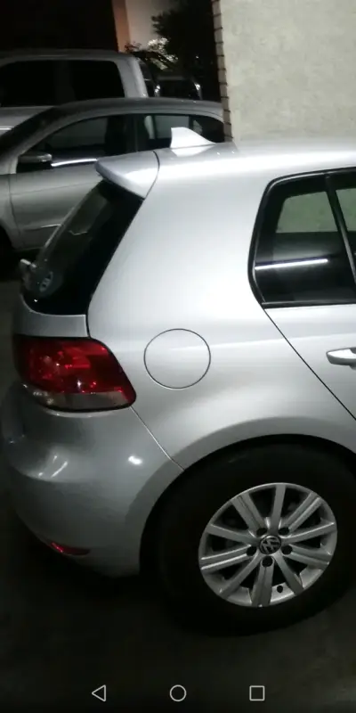 Volkswagen Golf 2011 muy buen estado - miniatura 5