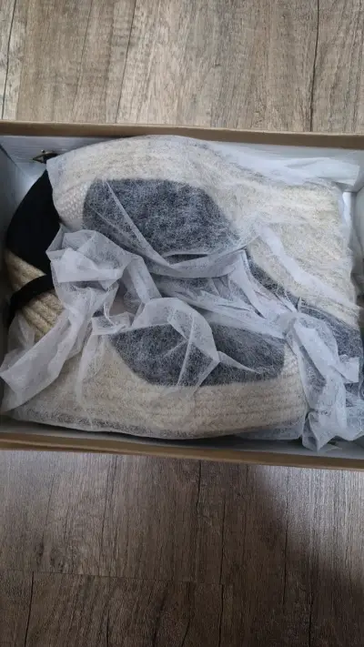 Sandalias de cuña negras con plataforma de yute - miniatura 1