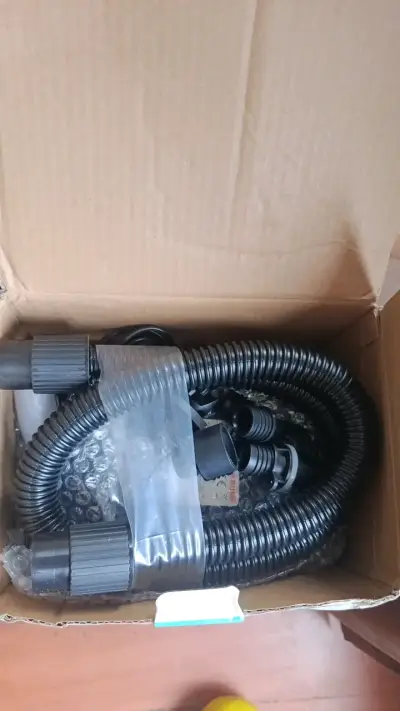 Compresor de Aire Portátil para Auto 12V - miniatura 2