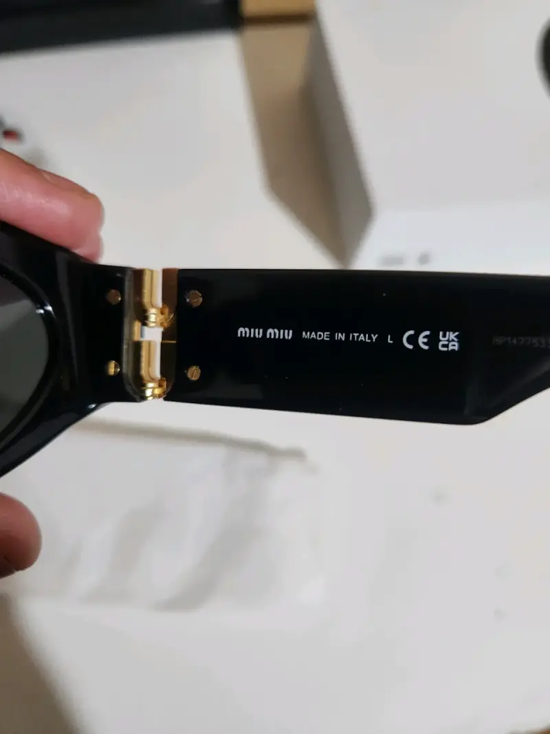 Gafas de Sol Miu Miu Negras de Lujo - 3
